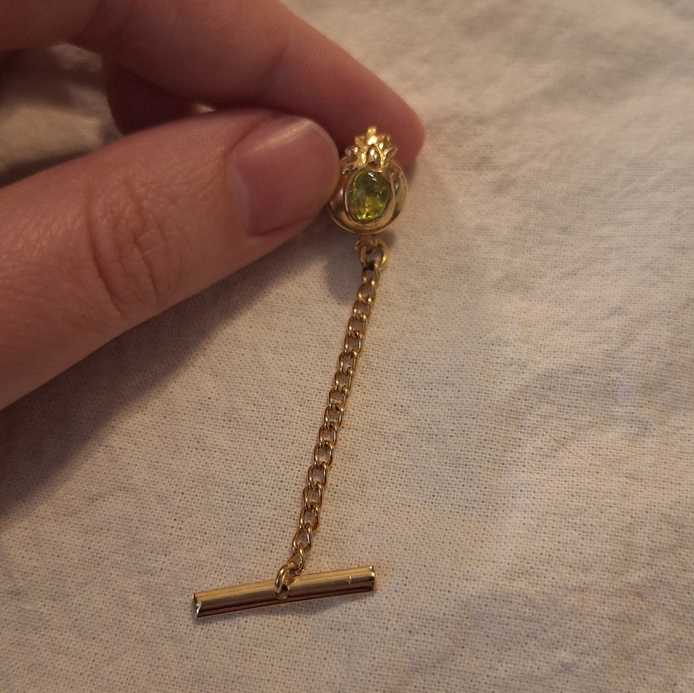 Gold Pineapple Tie Tack